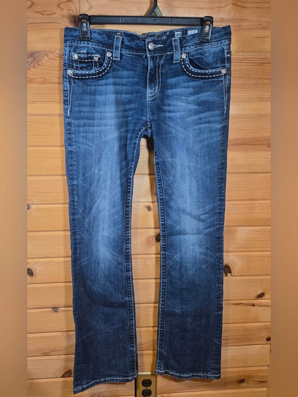 Miss Me Easy Boot Women's Bootcut Blue Jeans 29 Embroidered Sequins Logo Cowgirl